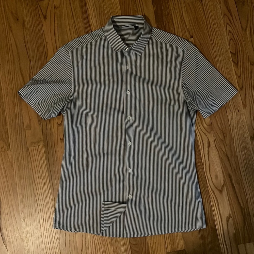 ASOS Design short-sleeve button down